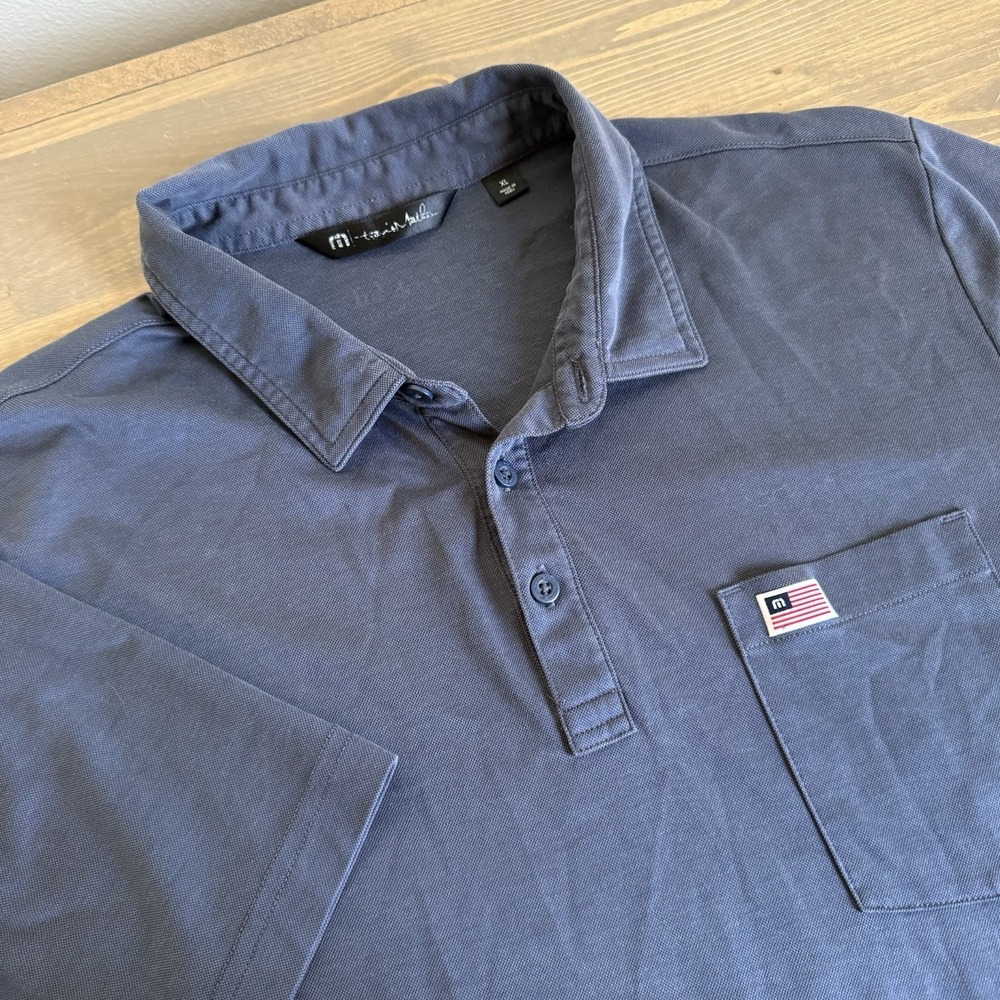 Travis Mathew Men's XL Grey Short Sleeve Golf Polo Shirt‎ American Flag Logo